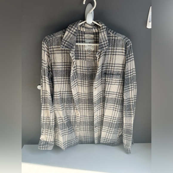 American Eagle Button up Flannel - Picture 1 of 3